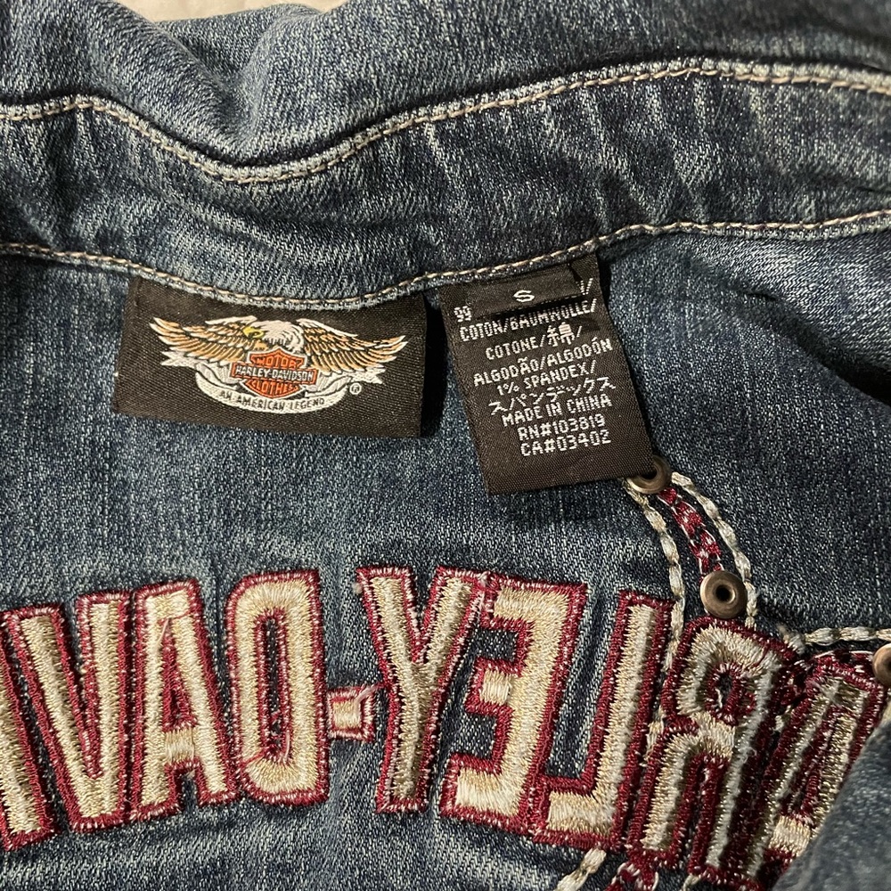 Women’s size small Harley Davison denim jacket